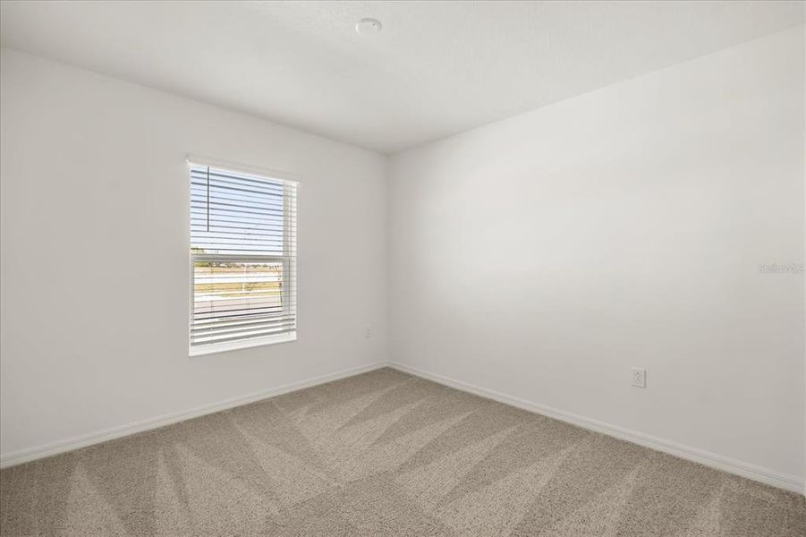 Spacious, unfurnished interior of a new home in , Lake Wales (Image 13).