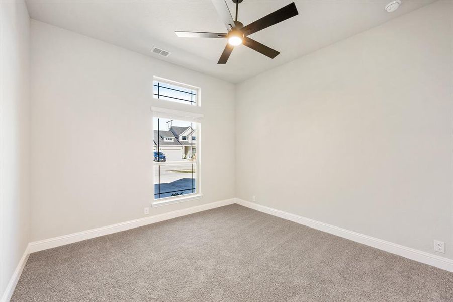 Spacious, unfurnished interior of a new home in Villages of Walnut Grove, Midlothian (Image 26).