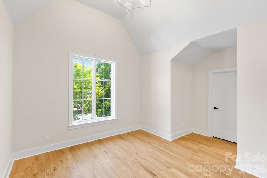 Upstairs Bedroom 1