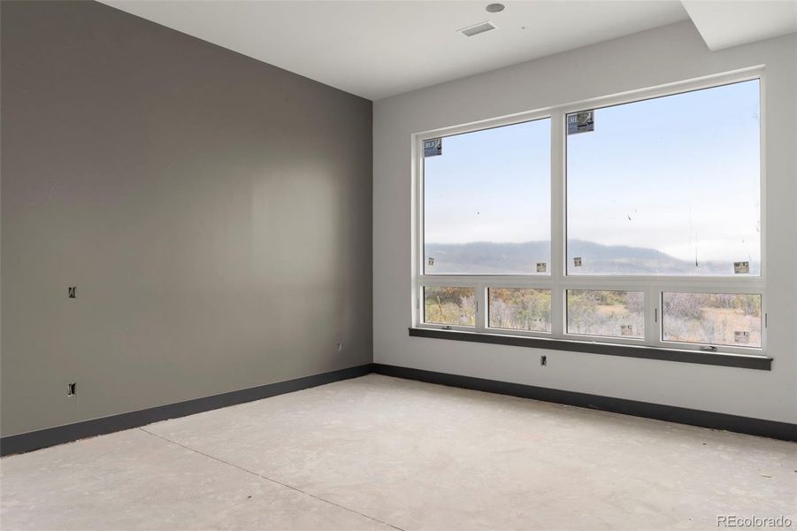 Spacious, unfurnished interior of a new home in , Castle Rock (Image 18).