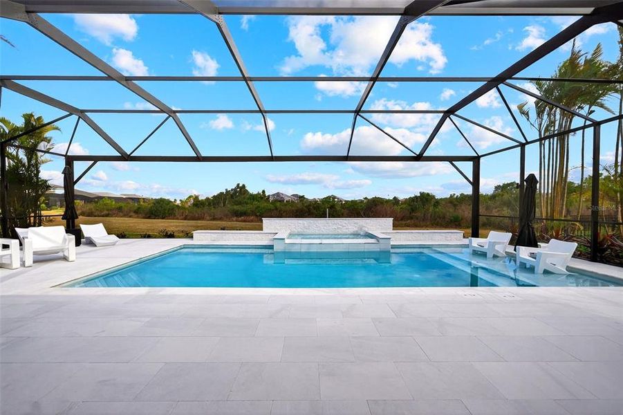 Exterior details and patio area of a home in , Venice (Image 23).