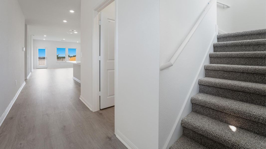 Spacious, unfurnished interior of a new home in Prairie Lakes, Buda (Image 14).