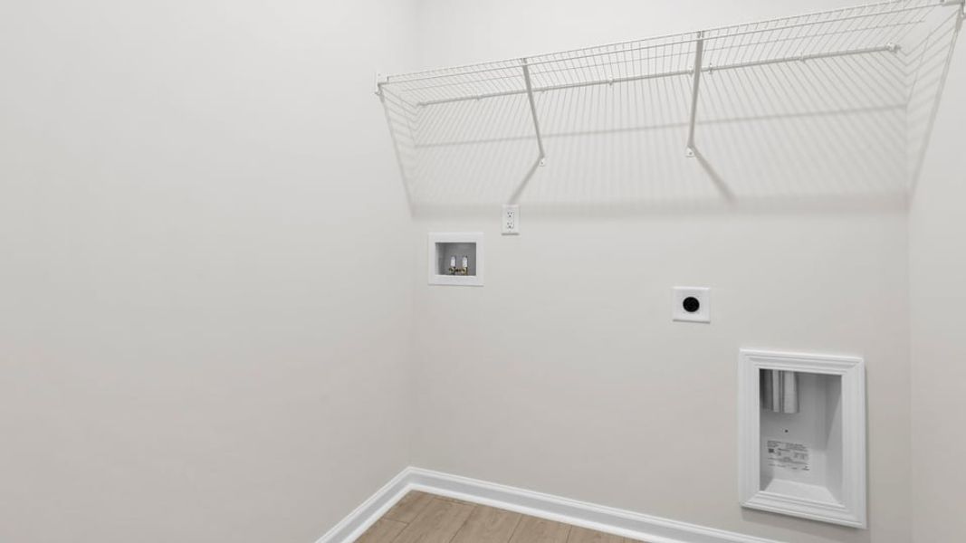 Spacious, unfurnished interior of a new home in Durbin Meadows Traditions, Fountain Inn (Image 32).