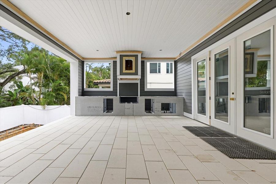 Exterior details and patio area of a home in , Tampa (Image 8).