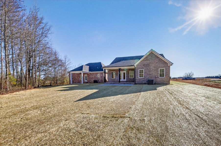 Exterior details and patio area of a home in Legacy Preserve, Tullahoma (Image 24).