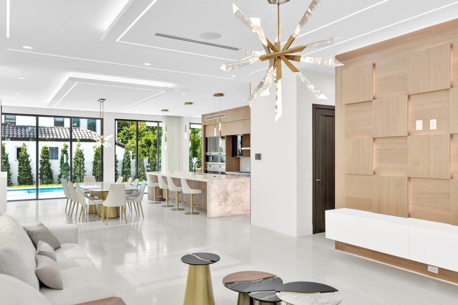 Living/Dining Living/Dining