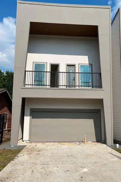 Exterior details and patio area of a home in , Houston (Image 2). Exterior details and patio area of a home in , Houston (Image 2).