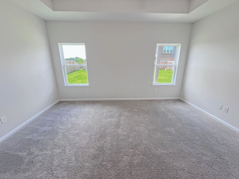 Representative unfurnished interior of a home built from the The Georgetown II by Smith Douglas Homes in Oak Hills Montgomery North, Montgomery (Image 18).