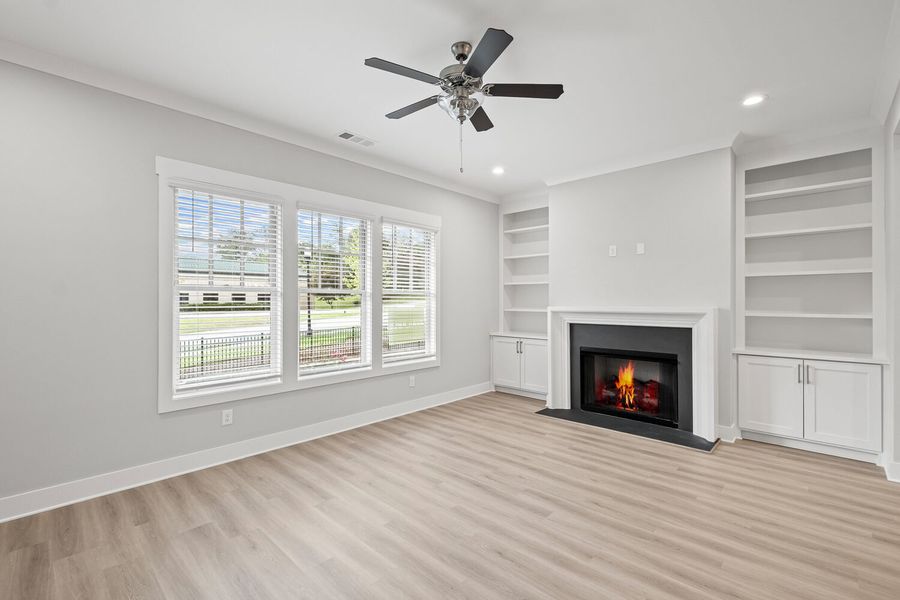 Representative unfurnished interior of a home built from the The Kensington by JW Collection in Devin's Shire, Kennesaw (Image 14).
