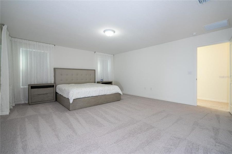 Furnished interior view inside a new home in , Clermont (Image 37). Furnished interior view inside a new home in , Clermont (Image 37).