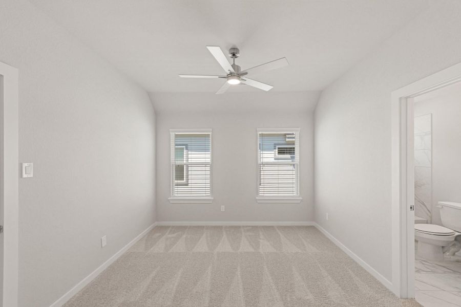 Spacious, unfurnished interior of a new home in Briarwood Crossing, Rosenberg (Image 26). Spacious, unfurnished interior of a new home in Briarwood Crossing, Rosenberg (Image 26).