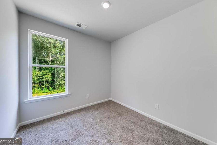 Spacious, unfurnished interior of a new home in Chimney Oaks Townhomes, Homer (Image 25).