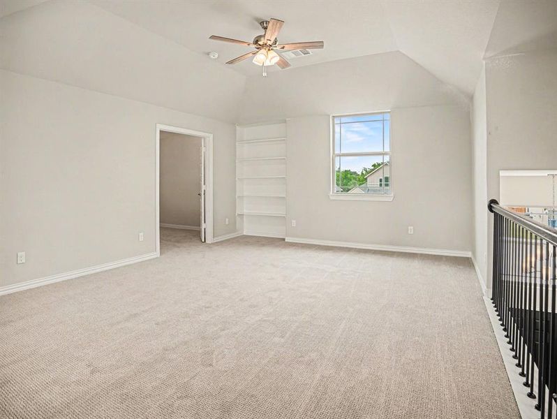 Spacious, unfurnished interior of a new home in Cole Crossing Estates, DeSoto (Image 13).