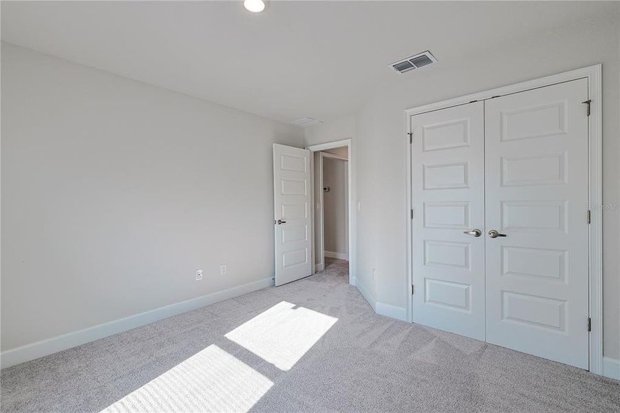 Spacious, unfurnished interior of a new home in Ocala Waterway / Kingsland Country Estates, Ocala (Image 25).