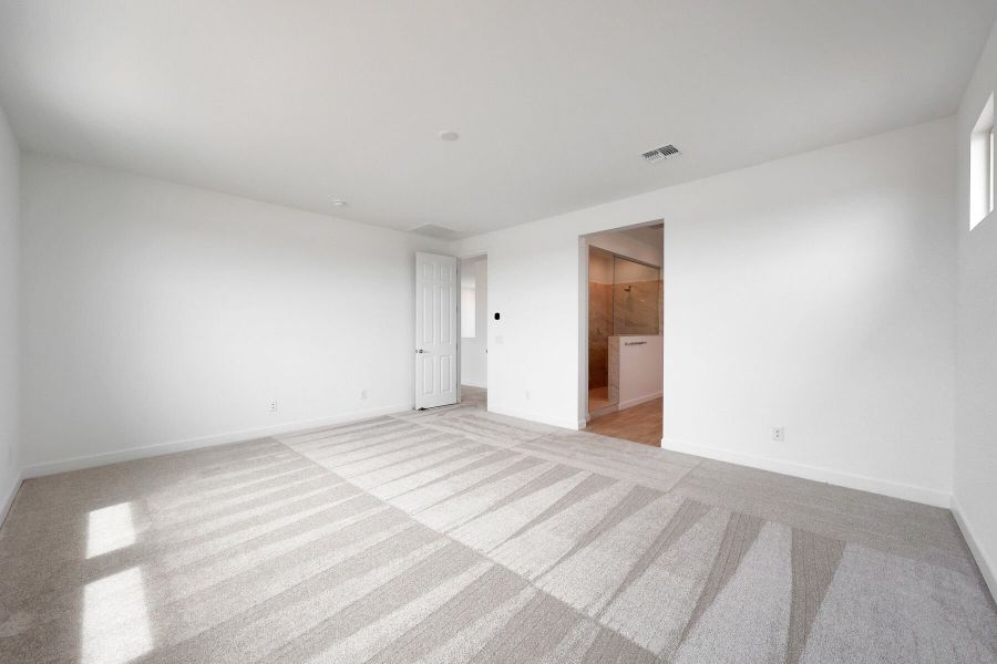 Spacious, unfurnished interior of a new home in Landmarke, San Tan Valley (Image 18). Spacious, unfurnished interior of a new home in Landmarke, San Tan Valley (Image 18).