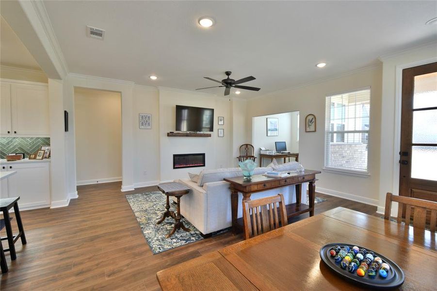 Furnished interior view inside a new home in , Granbury (Image 18). Furnished interior view inside a new home in , Granbury (Image 18).