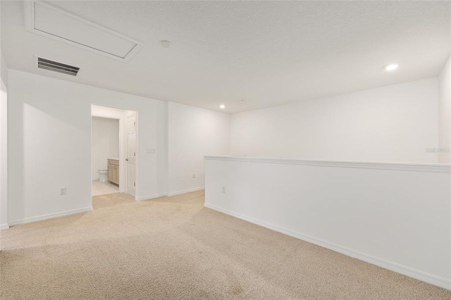 Spacious, unfurnished interior of a new home in Calesa Township, Ocala (Image 36).