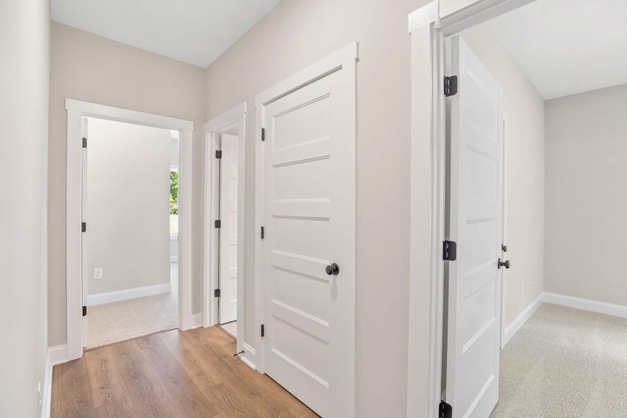 Image 44 of a home in Flint Farms.