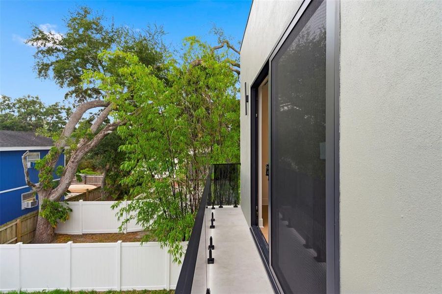 Exterior details and patio area of a home in , Safety Harbor (Image 31).