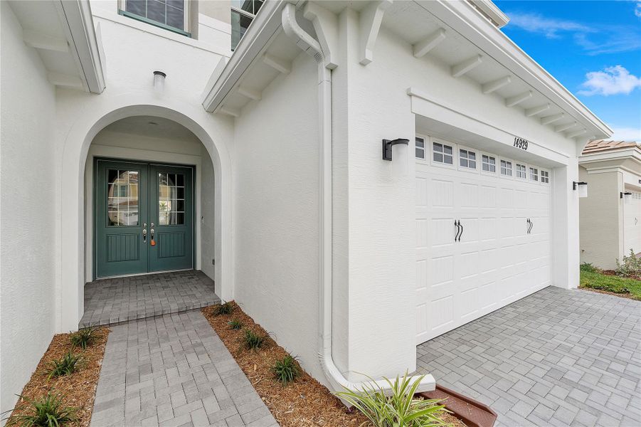 Exterior details and patio area of a home in , Loxahatchee (Image 30).