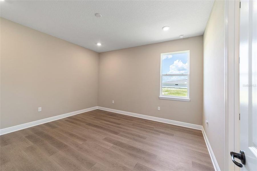 Spacious, unfurnished interior of a new home in , Ocala (Image 58).