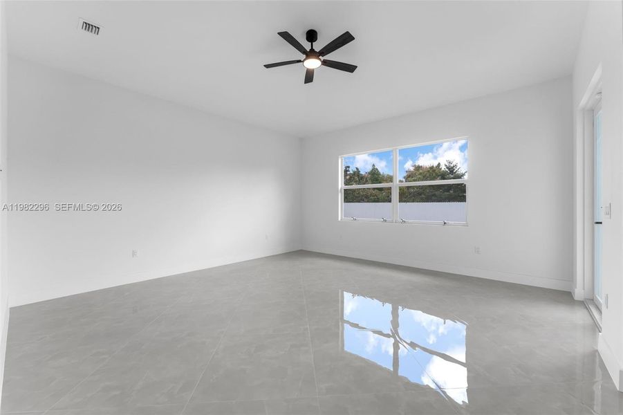 Spacious, unfurnished interior of a new home in , Miami (Image 30). Spacious, unfurnished interior of a new home in , Miami (Image 30).