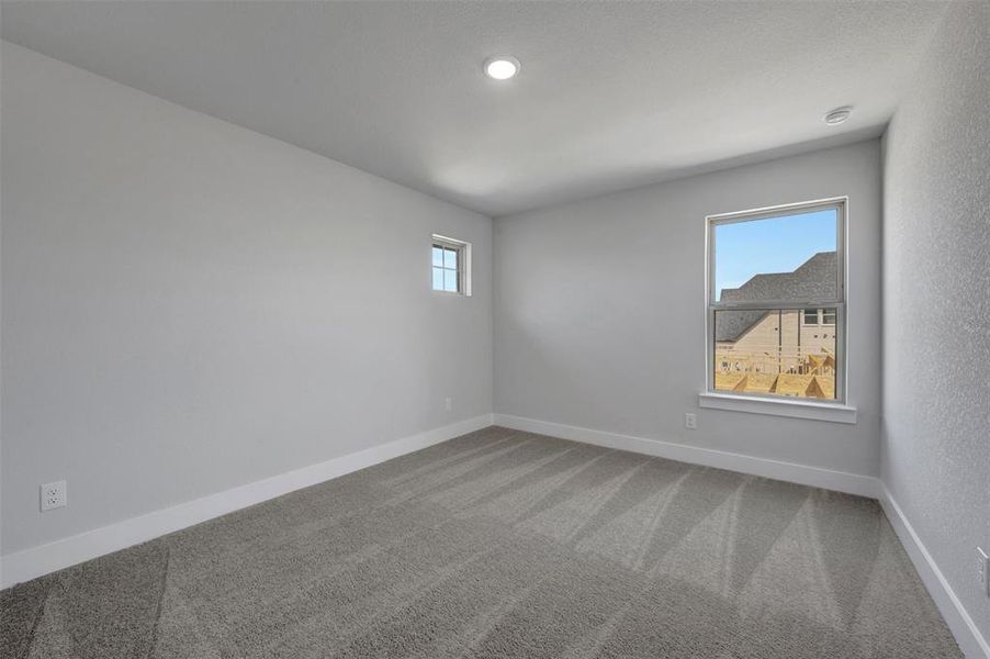 Spacious, unfurnished interior of a new home in Aster Park, McKinney (Image 33).