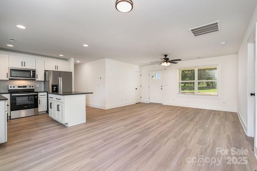 Image 20 of a home in .