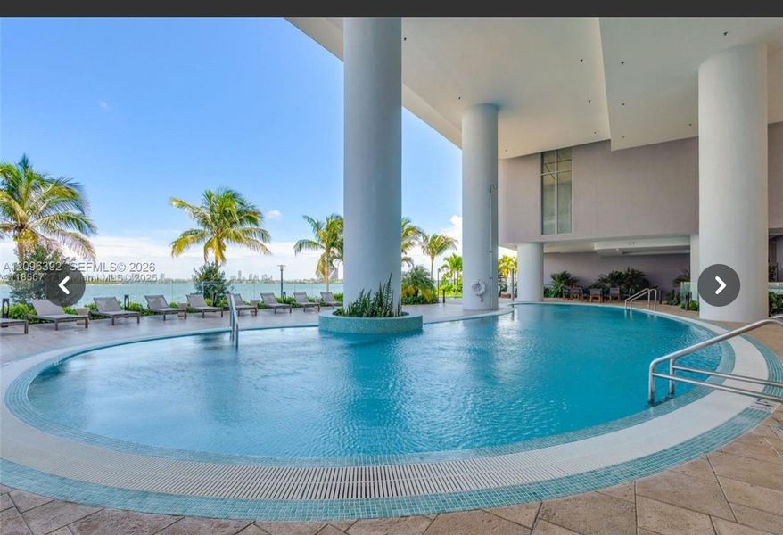 Community amenities in , Miami (Image 7).