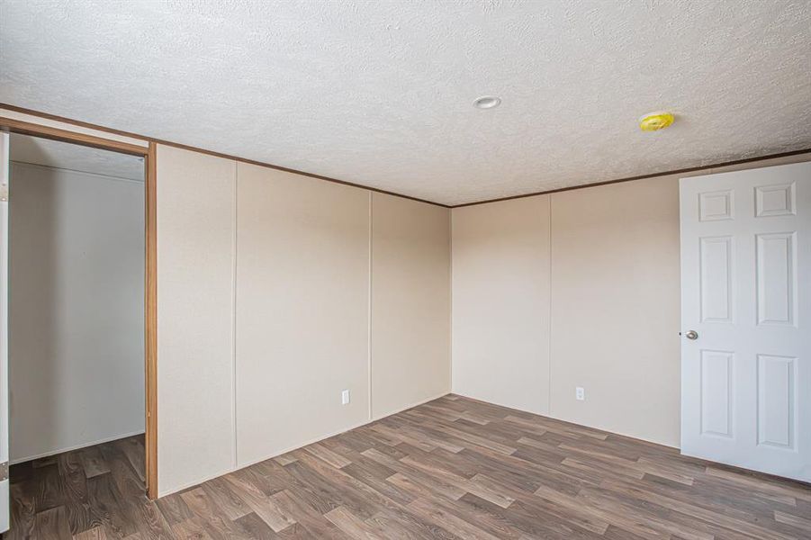 Spacious, unfurnished interior of a new home in , Poolville (Image 29).