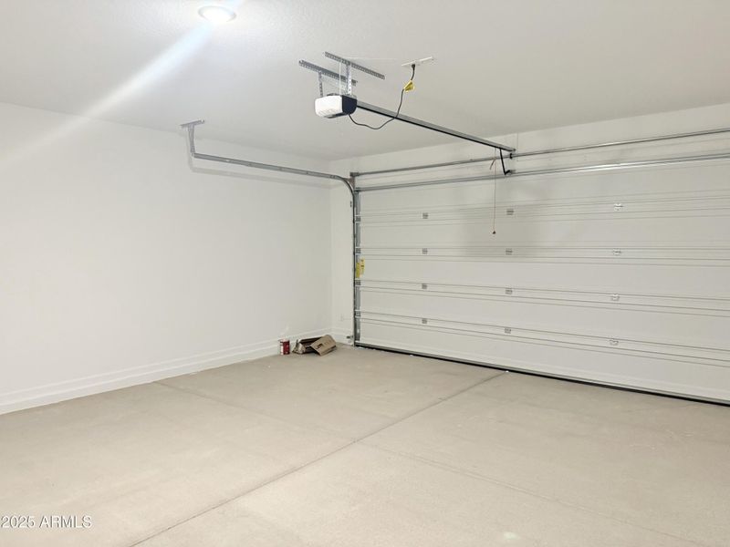 022 Garage 022 Garage