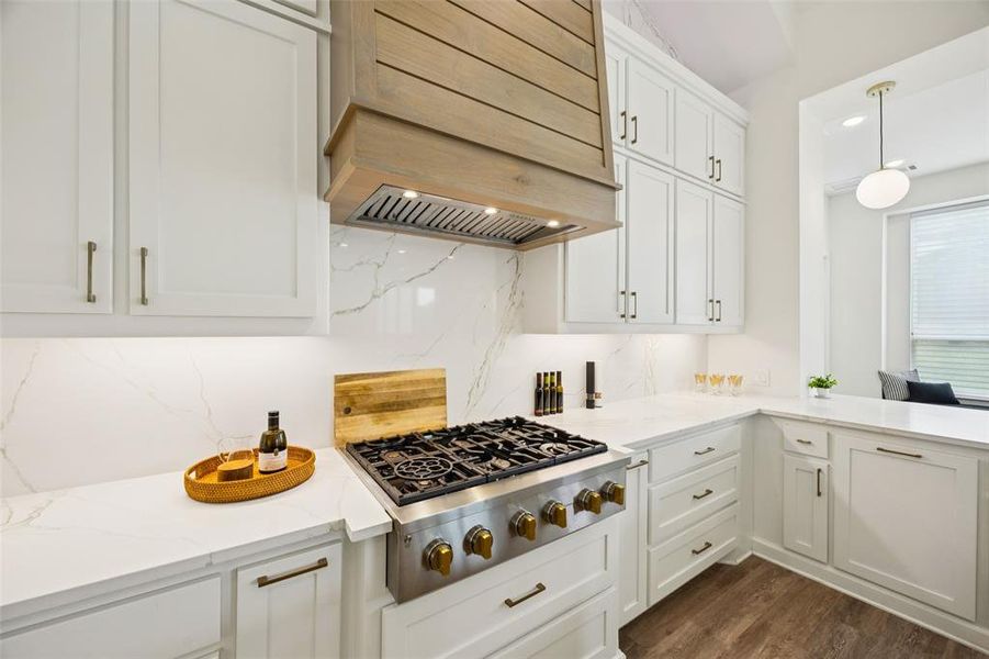 Image 34 of a home in .