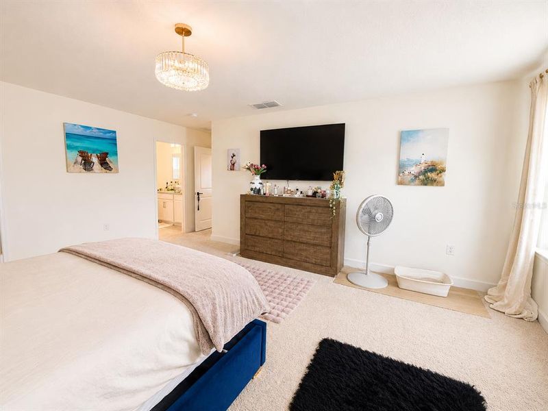 Furnished interior view inside a new home in , Clermont (Image 14).