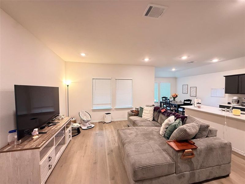 Furnished interior view inside a new home in Three Oaks, Sherman (Image 6).