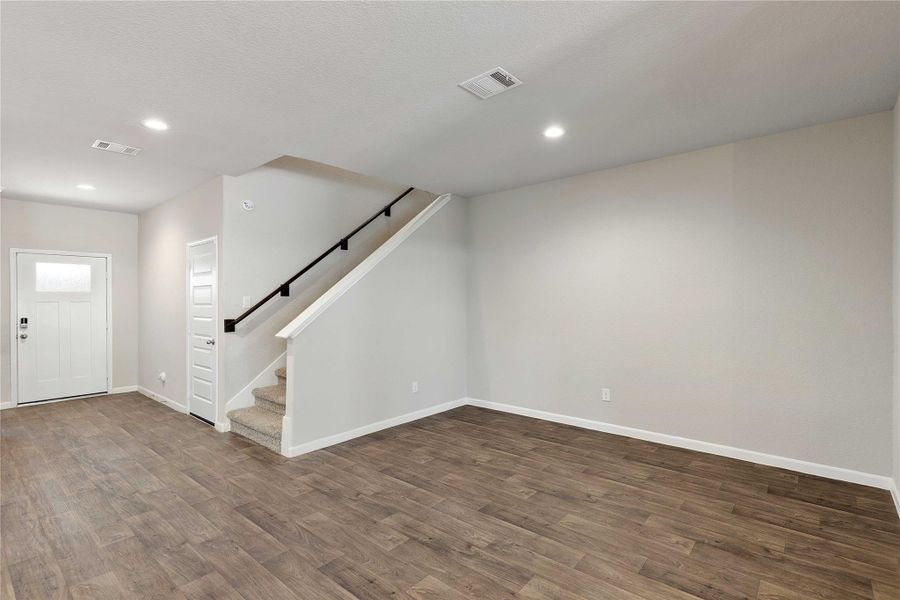 Spacious, unfurnished interior of a new home in , Anahuac (Image 15). Spacious, unfurnished interior of a new home in , Anahuac (Image 15).