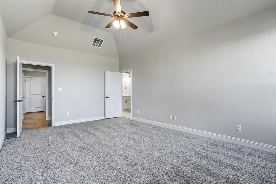 Spacious, unfurnished interior of a new home in , Venus (Image 16).