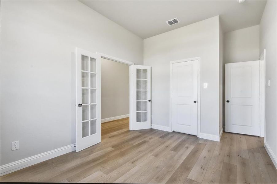 Spacious, unfurnished interior of a new home in Stoneview, Glen Rose (Image 29). Spacious, unfurnished interior of a new home in Stoneview, Glen Rose (Image 29).