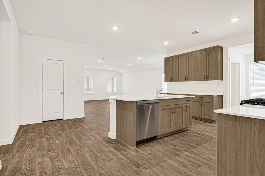 Furnished interior view inside a new home in Holly Ridge, Rosenberg (Image 8).