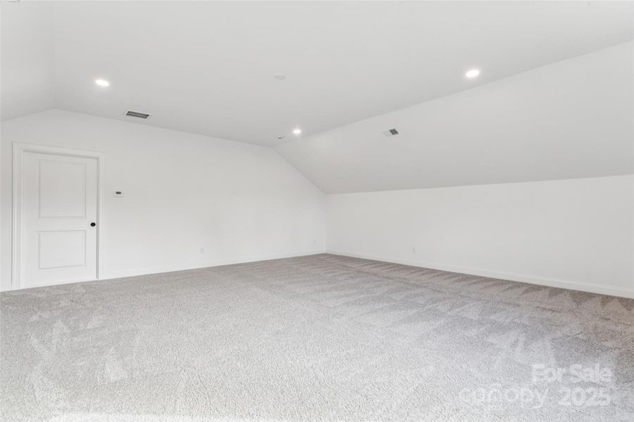 Rec/bonus room Rec/bonus room