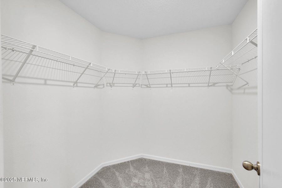 Image 18 of a home in .