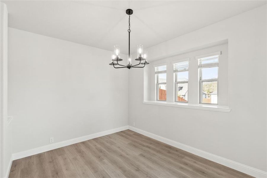 Spacious, unfurnished interior of a new home in Ridgepoint, Midlothian (Image 26).