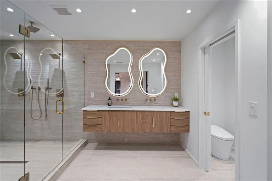 Furnished interior view inside a new home in , Atlanta (Image 19).