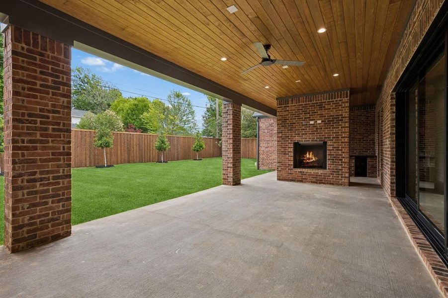 Exterior details and patio area of a home in , Dallas (Image 27). Exterior details and patio area of a home in , Dallas (Image 27).