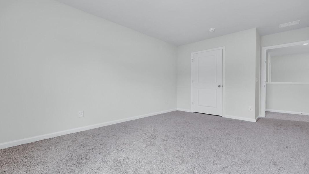 Spacious, unfurnished interior of a new home in Hillcrest, Ravenel (Image 25).
