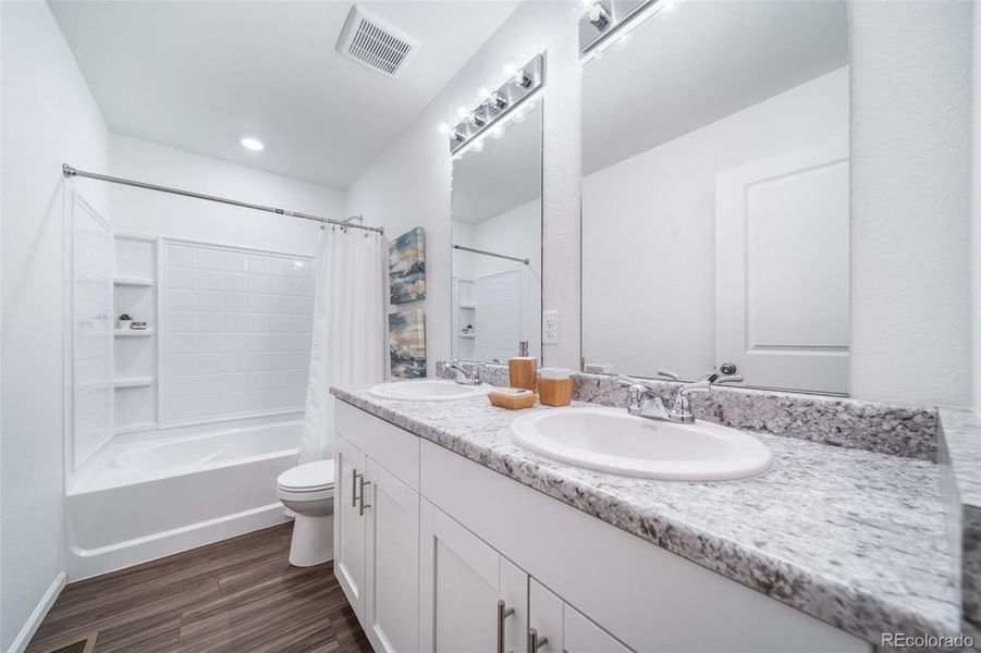 Furnished interior view inside a new home in , Aurora (Image 11).