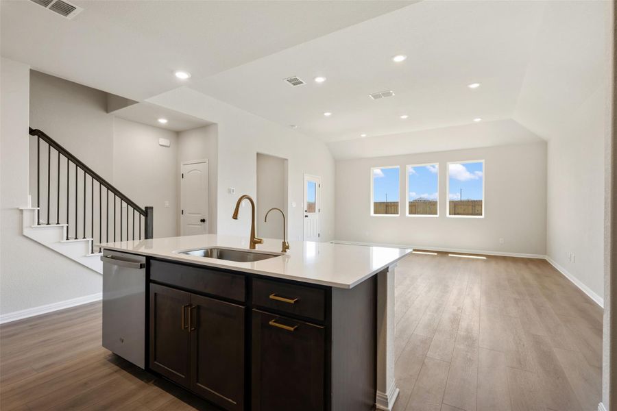 Representative images and renderings are for illustrative purposes. Actual structural options and design finished of home may vary.