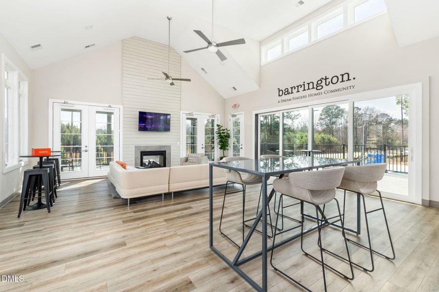 69-web-or-mls-544-Barrington-Row-69