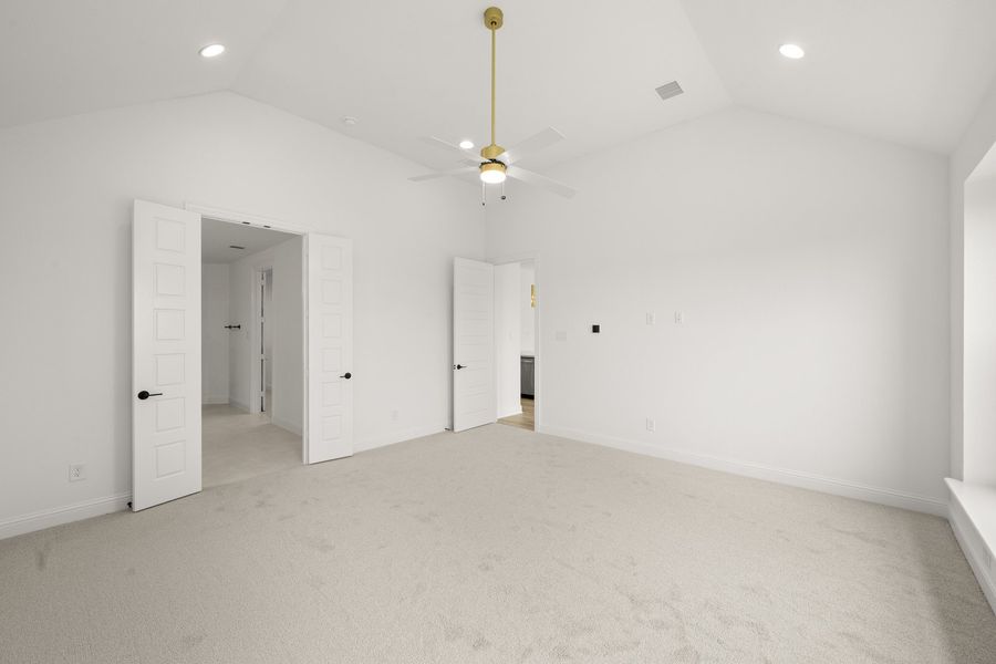 Spacious, unfurnished interior of a new home in Redden Farms, Midlothian (Image 25).