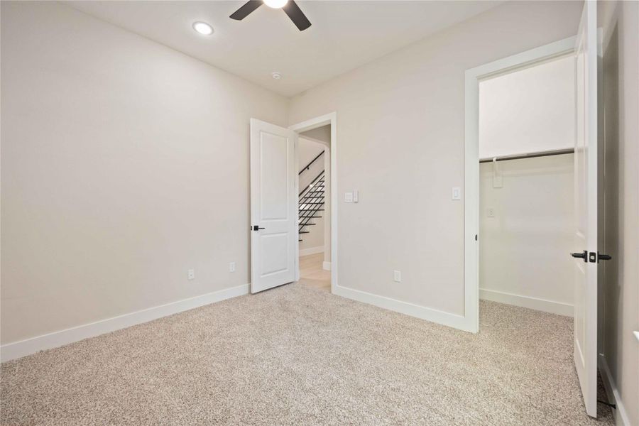Spacious, unfurnished interior of a new home in , Houston (Image 21).