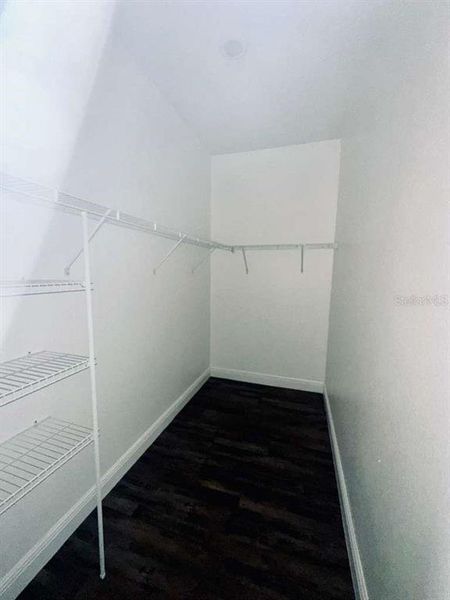 Spacious, unfurnished interior of a new home in , Frostproof (Image 18).